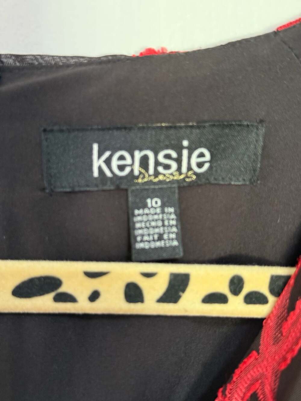 Kensie Women's Black and Red Floral Burnout Velvet Puff-Sleeve Wrap Maxi Dress, - Picture 5 of 5